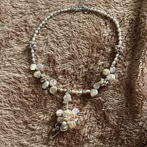 Elegant Pearl and Silver Necklace
